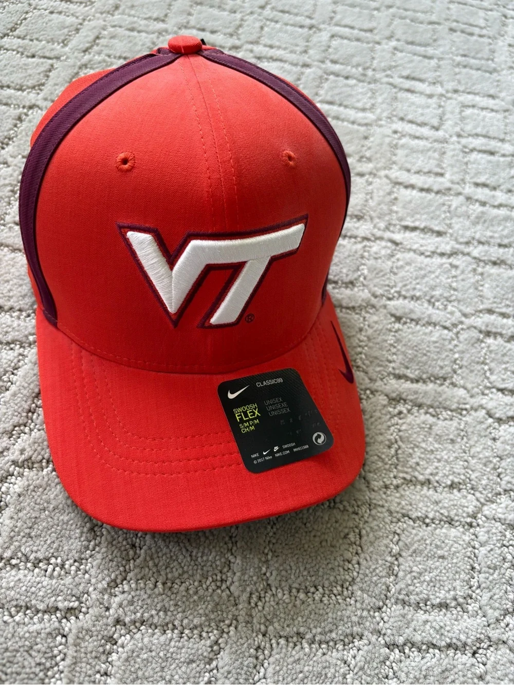 Nike Virginia Tech Hokies AeroBill Dri-FIT Flex Cap Hat S/M Orange/Maroon